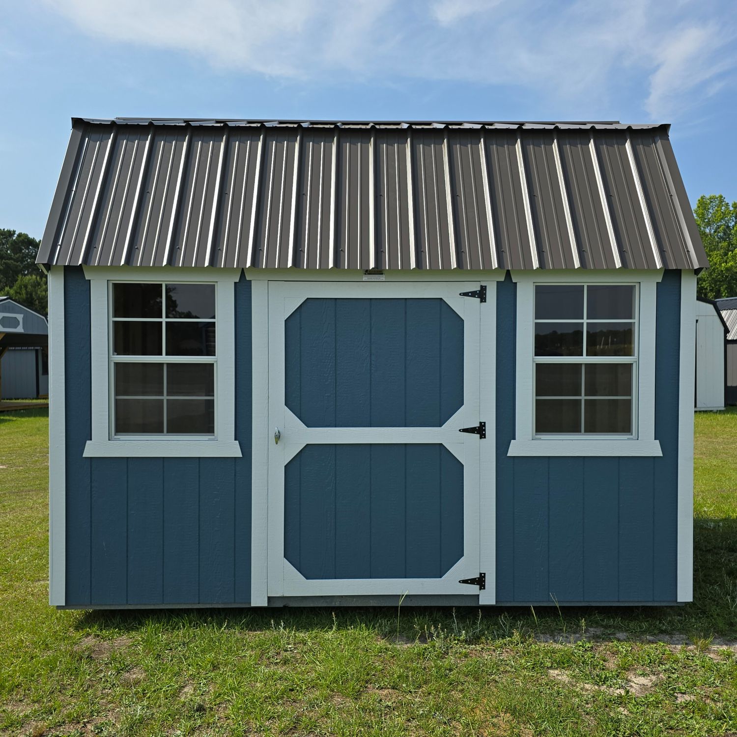08x12 Lofted Barn-Side Entrance