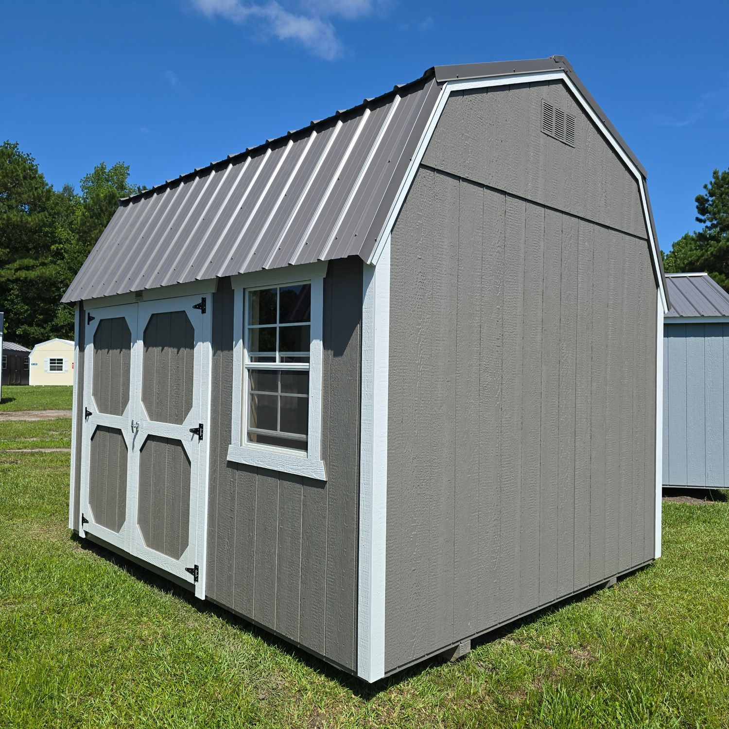 10x12 Lofted Barn-Side Entrance
