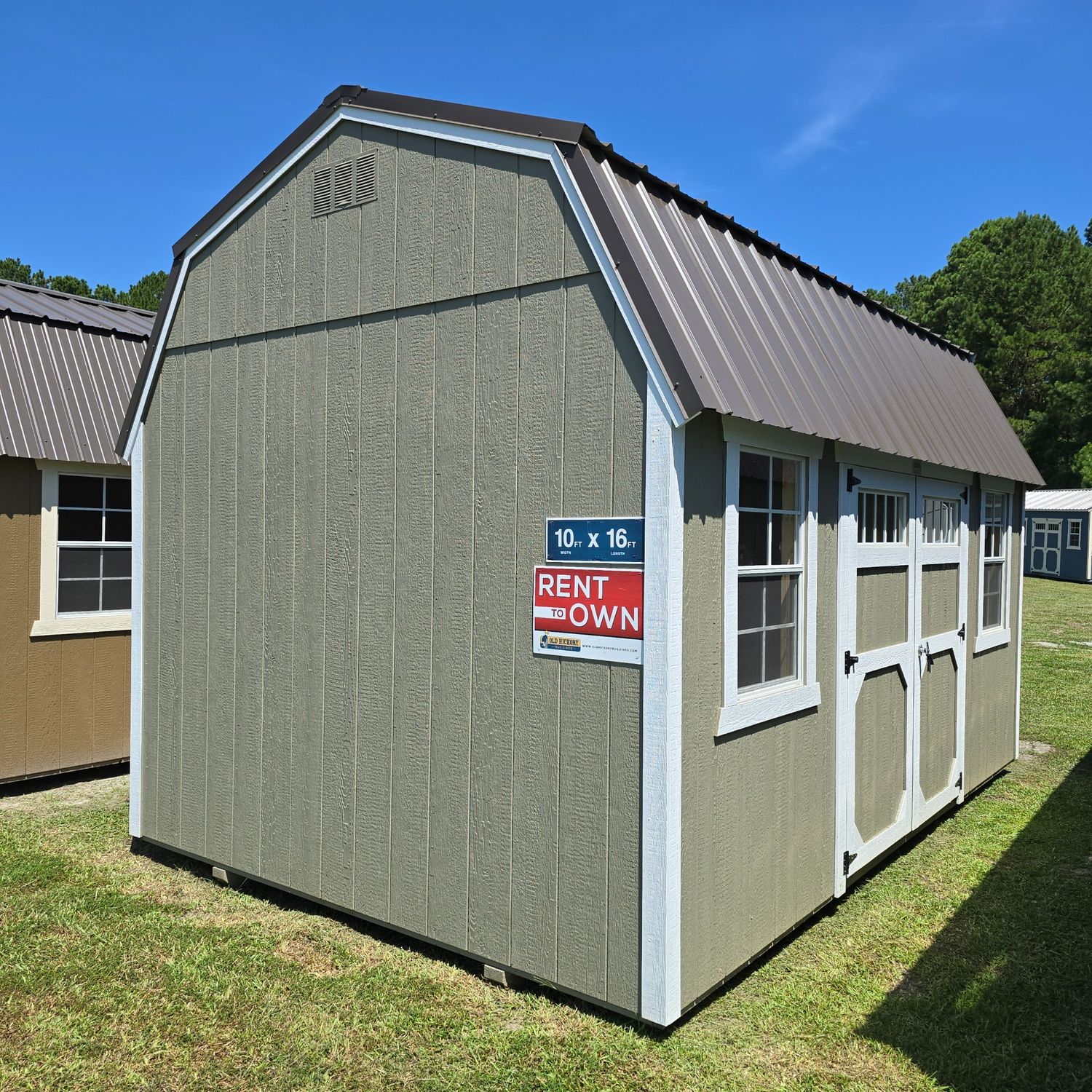 10x16 Lofted Barn-Side Entrance