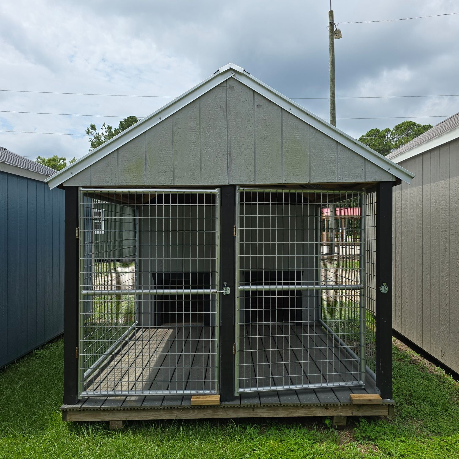 08x12 Dog Kennel-Standard