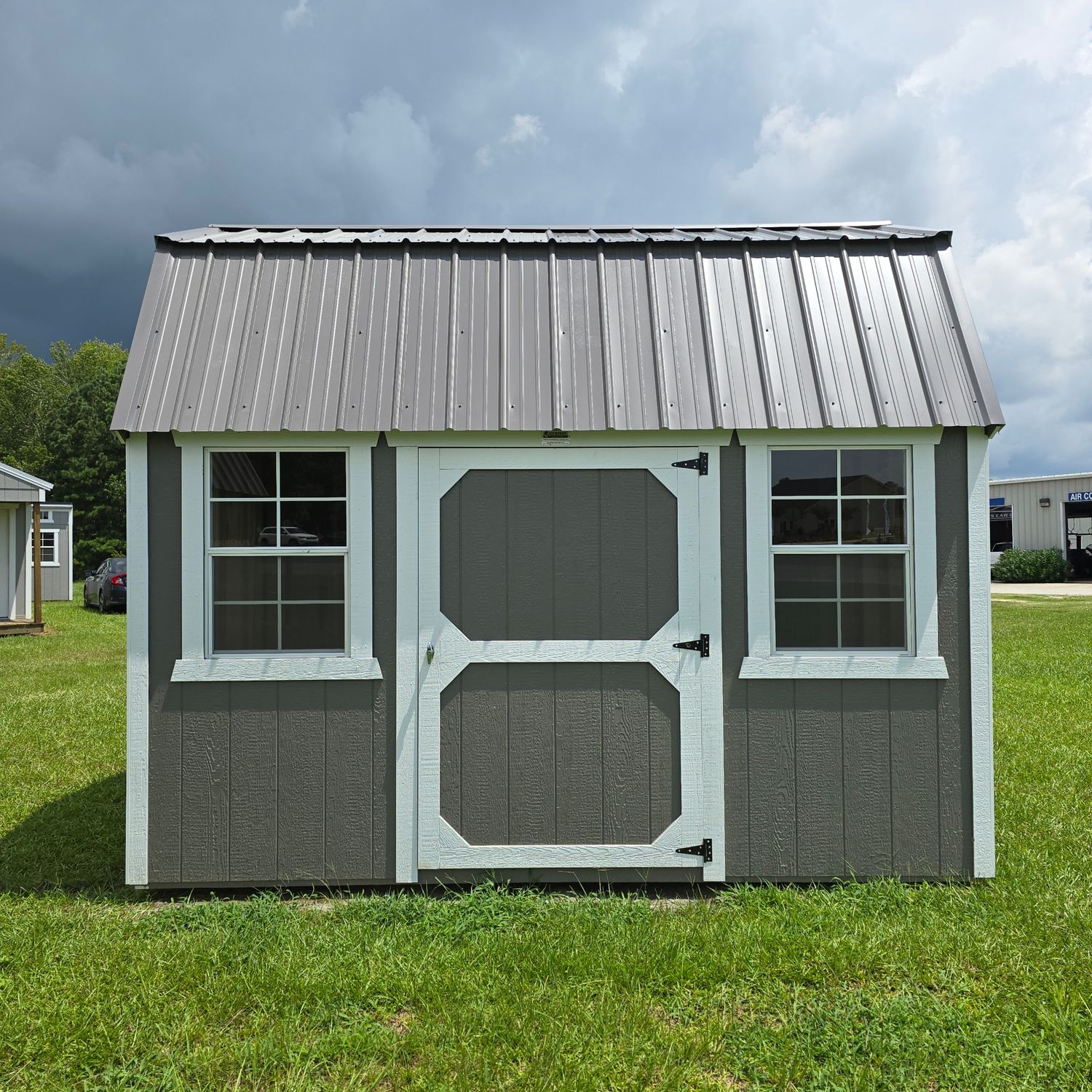 08x12 Lofted Barn-Side Entrance