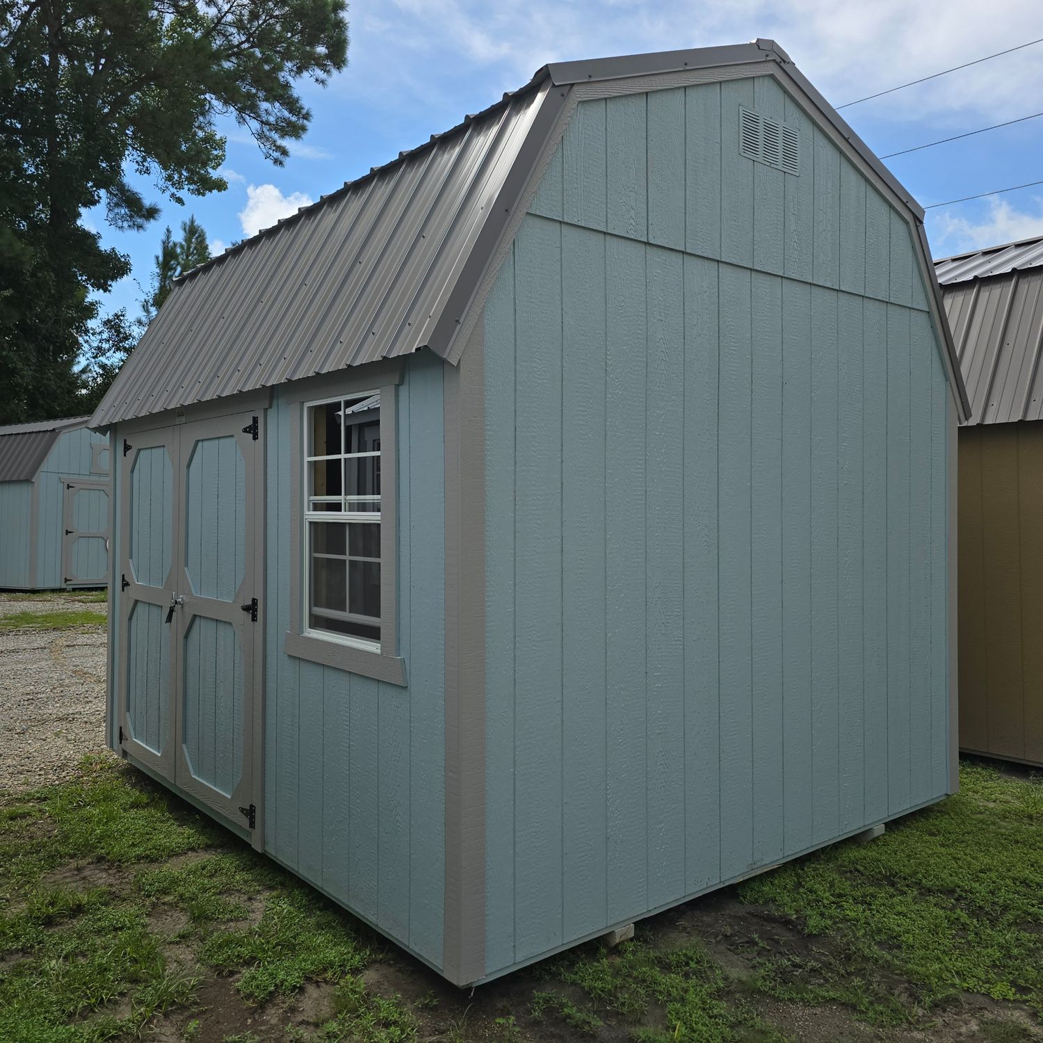 10x12 Lofted Barn-Side Entrance