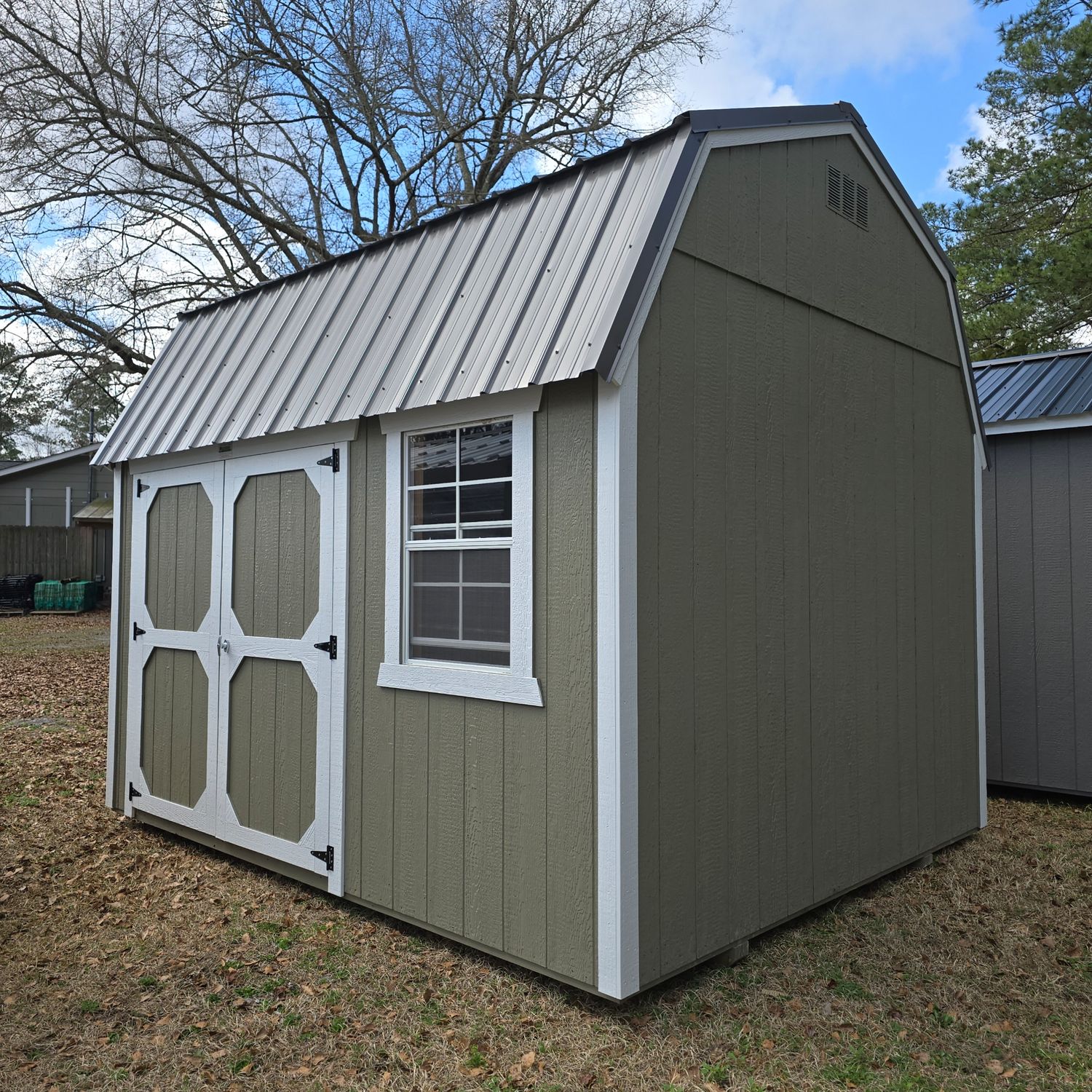 10x12 Lofted Barn-Side Entrance