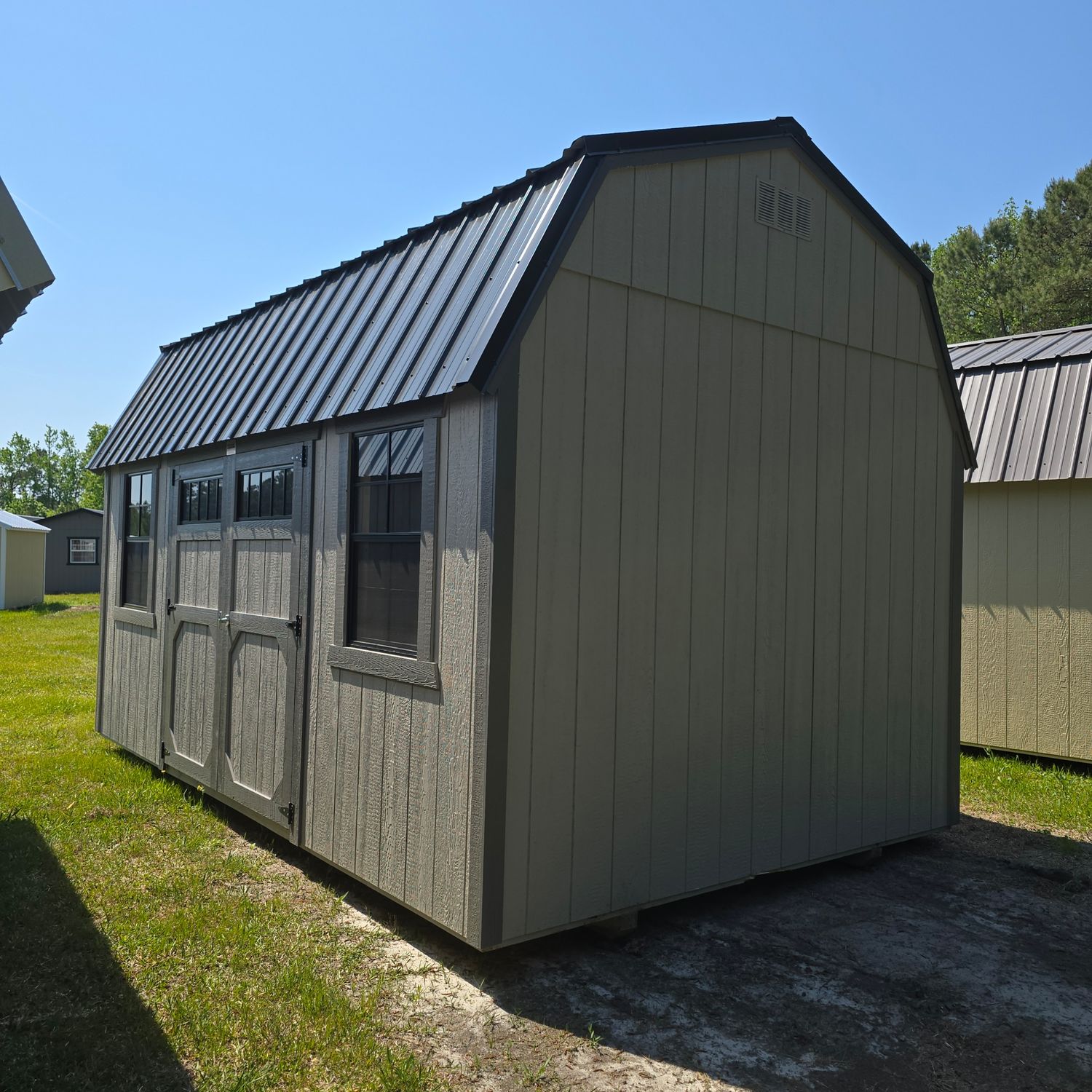 10x16 Lofted Barn-Side Entrance