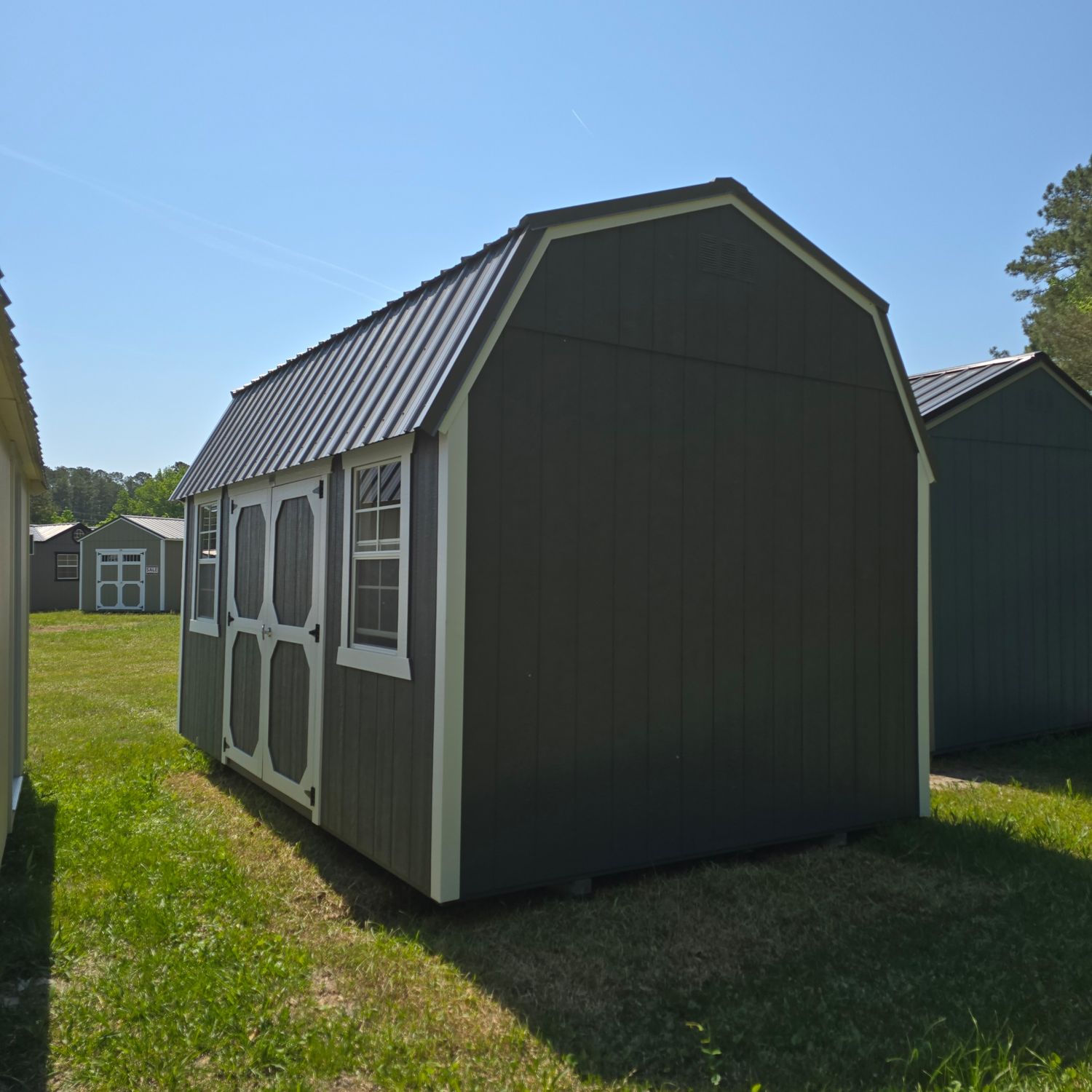 10x16 Lofted Barn-Side Entrance