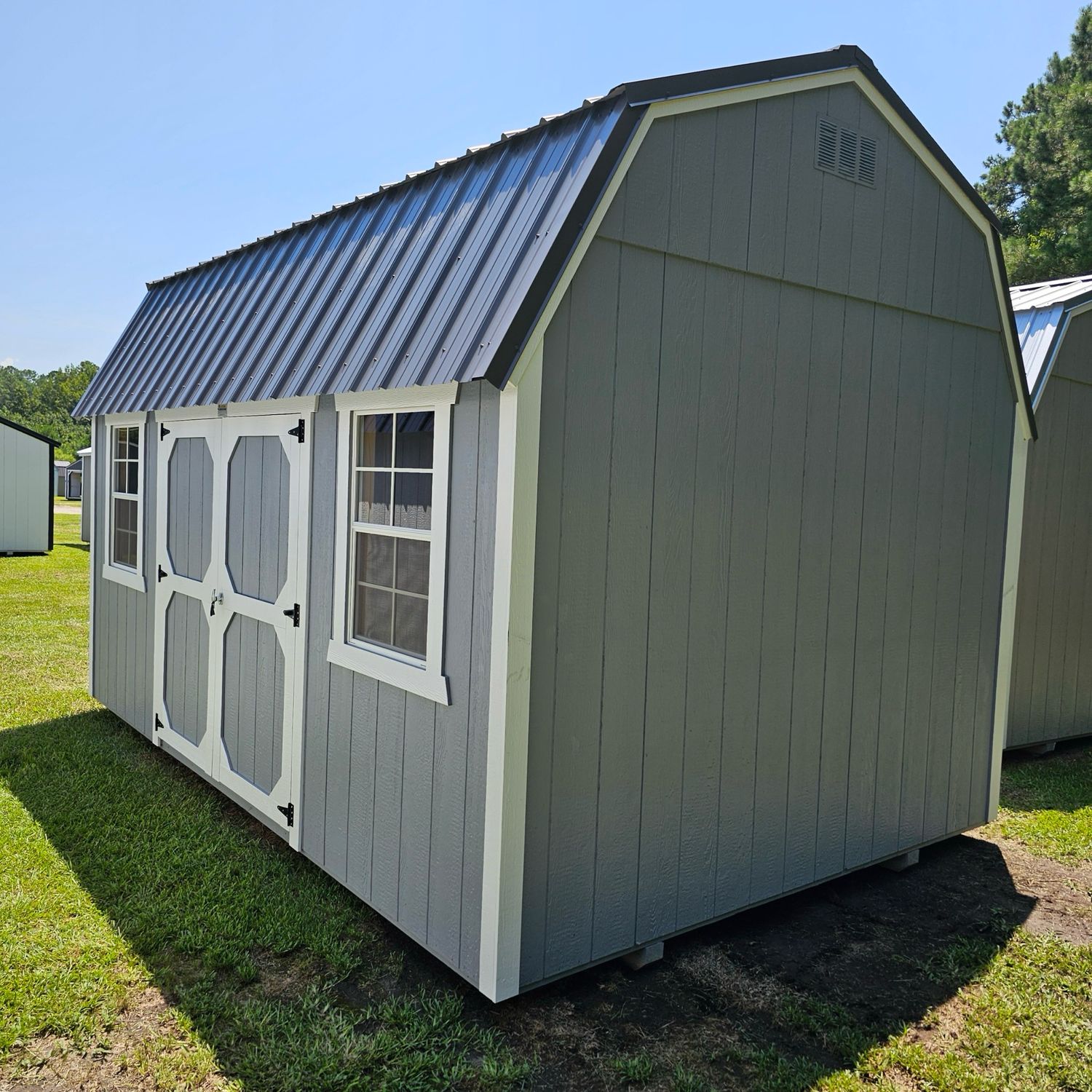 10x16 Lofted Barn - Side Entrance