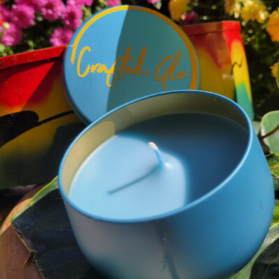 Socca Glo 
Ocean Breeze Scented Candle