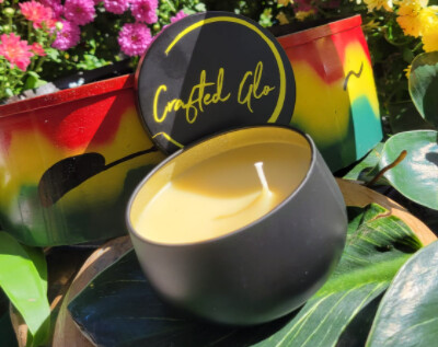Calypso Glo 
Pina Colada Scented Candle