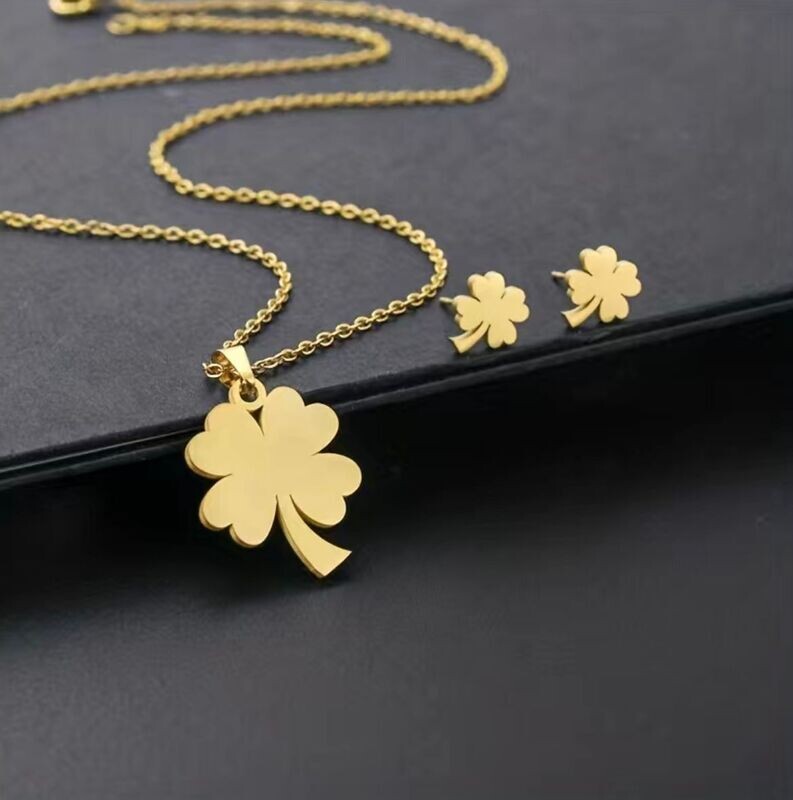 Lucky GIrl Halkette mit Ohrringen Lucky GIrl Halkette mit Ohrringen