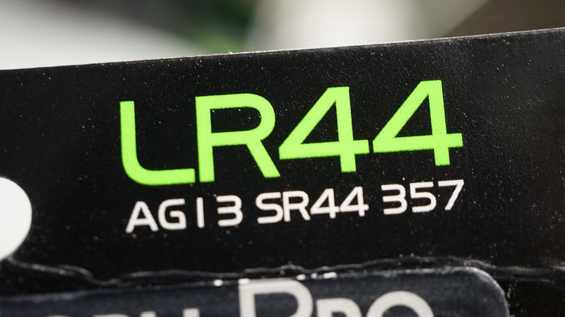 PILA BOTÓN LR44 1,5V
