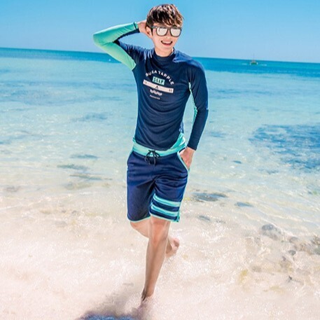 [โปร⚡️] สินค้าพร้อม L-XL-2XL ชุดว่ายน้ำผู้ชาย แขนยาวกันยูวี พร้อมกางเกงขาสั้น เก็บหุ่นเข้าทรง