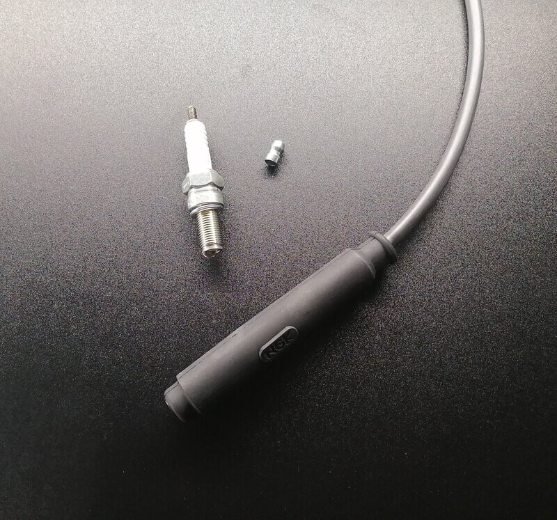Zündkerze und Kerzenstecker