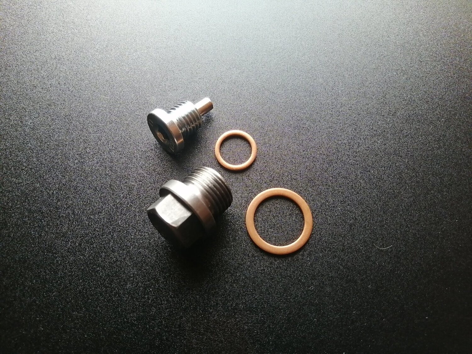 Set Ablassschrauben mit Dichtringen