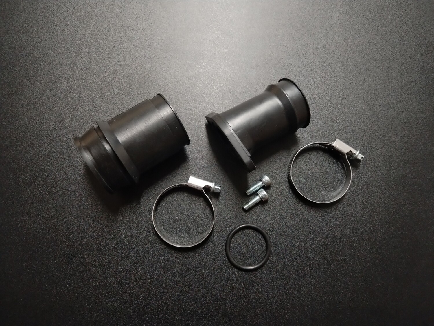 Set Ansaugstutzen (2 Stück inkl Anbaumaterial)