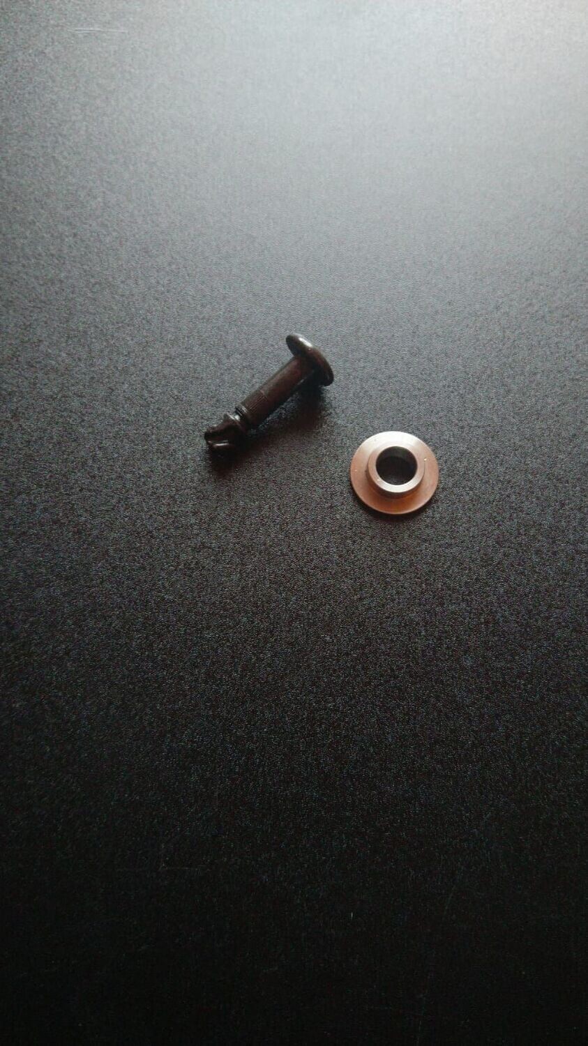 Set Zapfen und Bundbuchse, MZ 660, schwarz, Schlitz, hinten