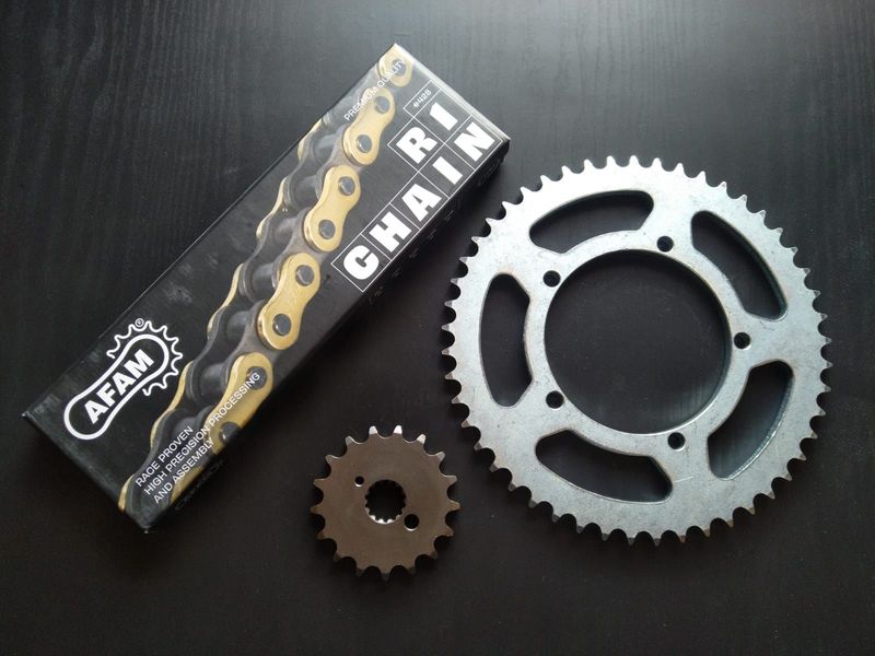Kettensatz 17/49 gold, verstärkt (für MZ 125 SM SX) Kettensatz 17/49 gold, verstärkt (für MZ 125 SM SX)