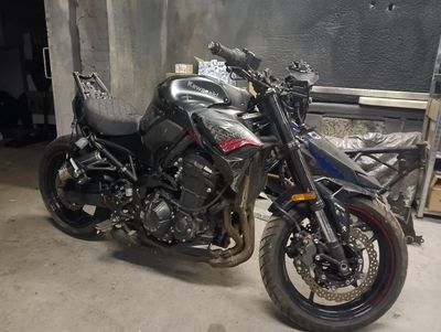 Spenderfahrzeug Kawasaki Z900 (JKAZR900FFA003028)