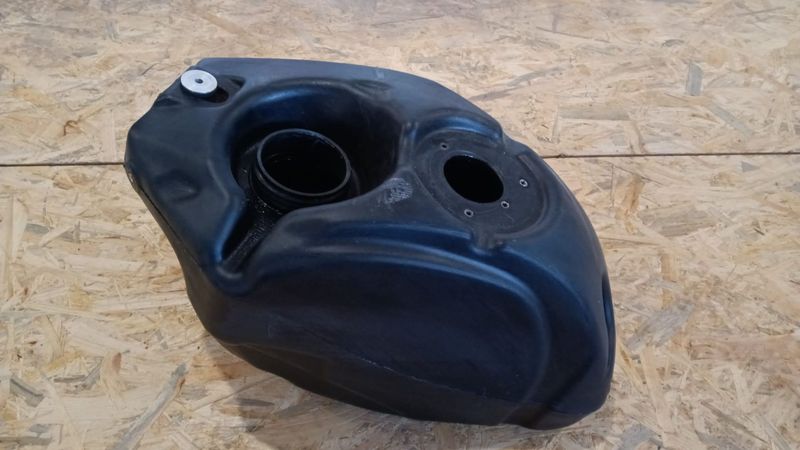 Tank Aprilia RS 125 2B008201, gebraucht