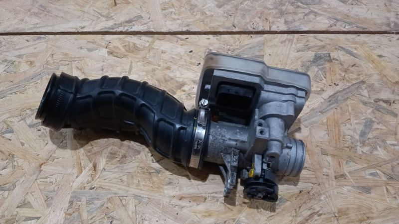 Drosselklappe CM3162084 Aprilia RS 125 , gebraucht