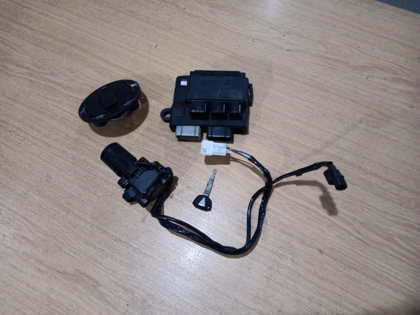 Schlosssatz ECU Zündbox Z900 Zündschloss Tankdeckel