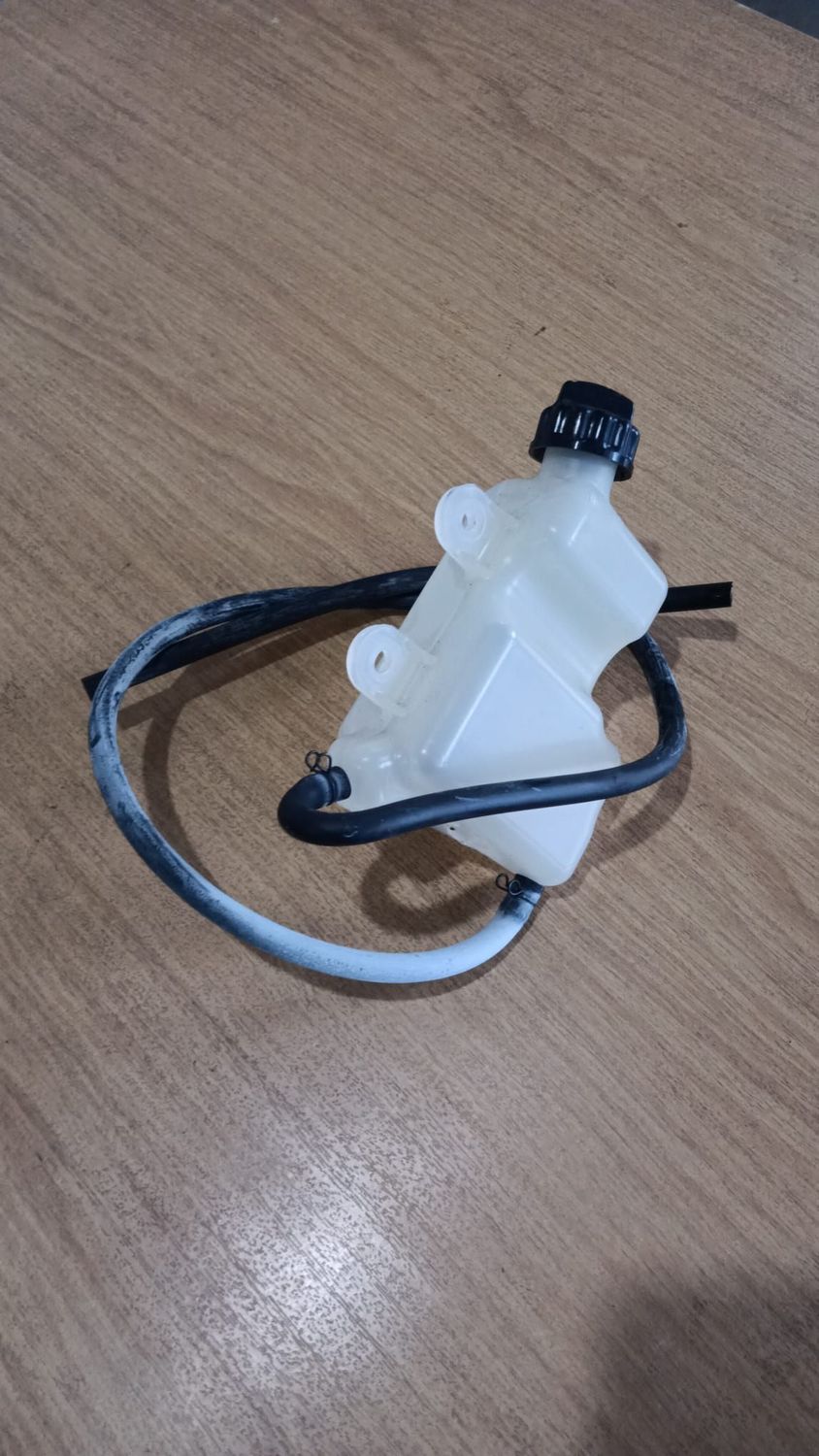 Ausgleichsbehälter Kühlmittel Kawasaki Z900   430930005