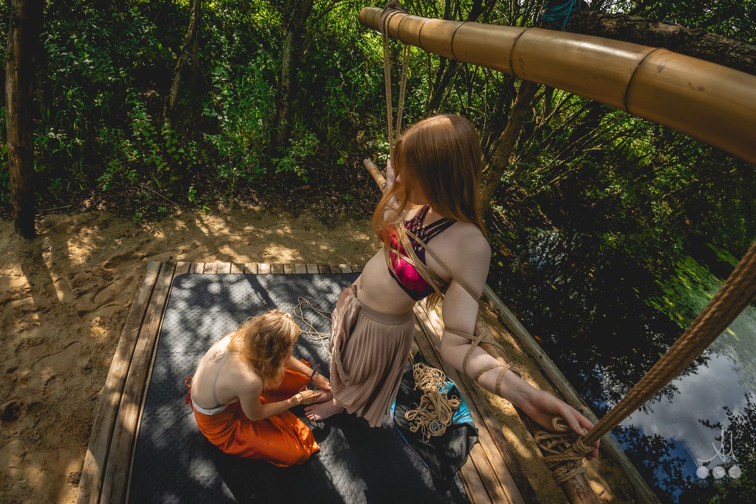 Tying on bamboo