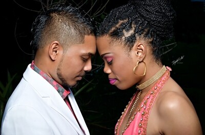 Couple&#39;s Photoshoot Studio Session