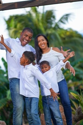 Family Outdoor Photoshoot Session