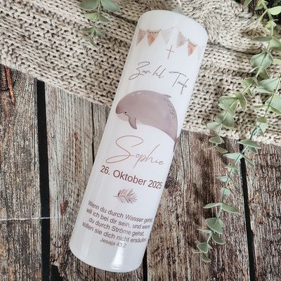 Taufkerze Wal - personalisierte Kerze zur Taufe deines Kindes. Individuell gestaltet mit Name, Datum und Taufspruch Taufkerze Wal - personalisierte Kerze zur Taufe deines Kindes. Individuell gestaltet mit Name, Datum und Taufspruch
