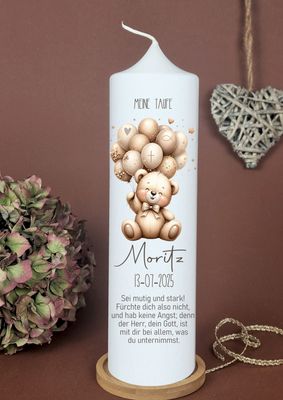 Taufkerze Bär mit Luftballons – Personalisierte Kerze in Naturfarben