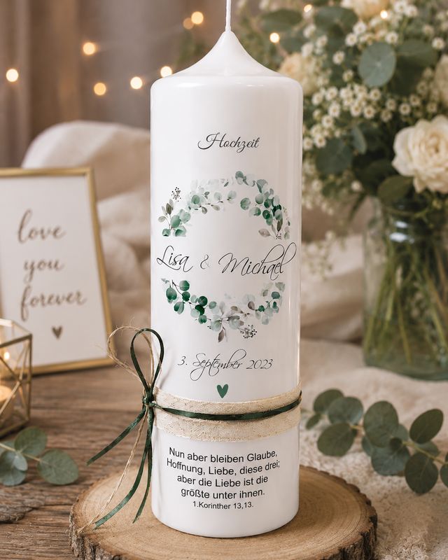 Hochzeitskerze Eukalyptus - personalisiert mit Namen, Datum und Trauspruch Hochzeitskerze Eukalyptus - personalisiert mit Namen, Datum und Trauspruch