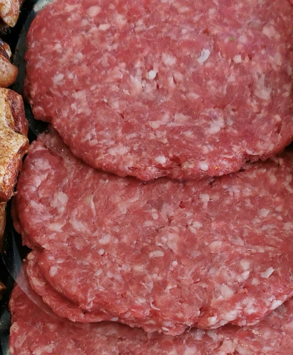 125gm Steak burgers 4 For £7.00 or 2 packs for £12.00