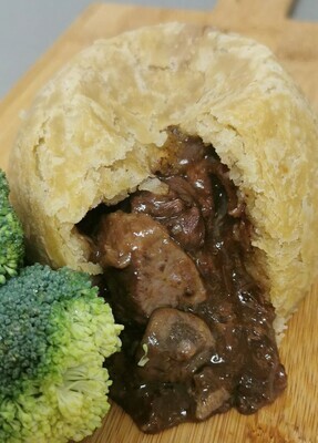 Medium Steak &amp; Kidney Pudding £6.00