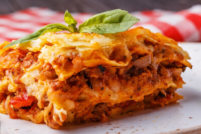 PARTY SIZE LASAGNE - SERVES 10
