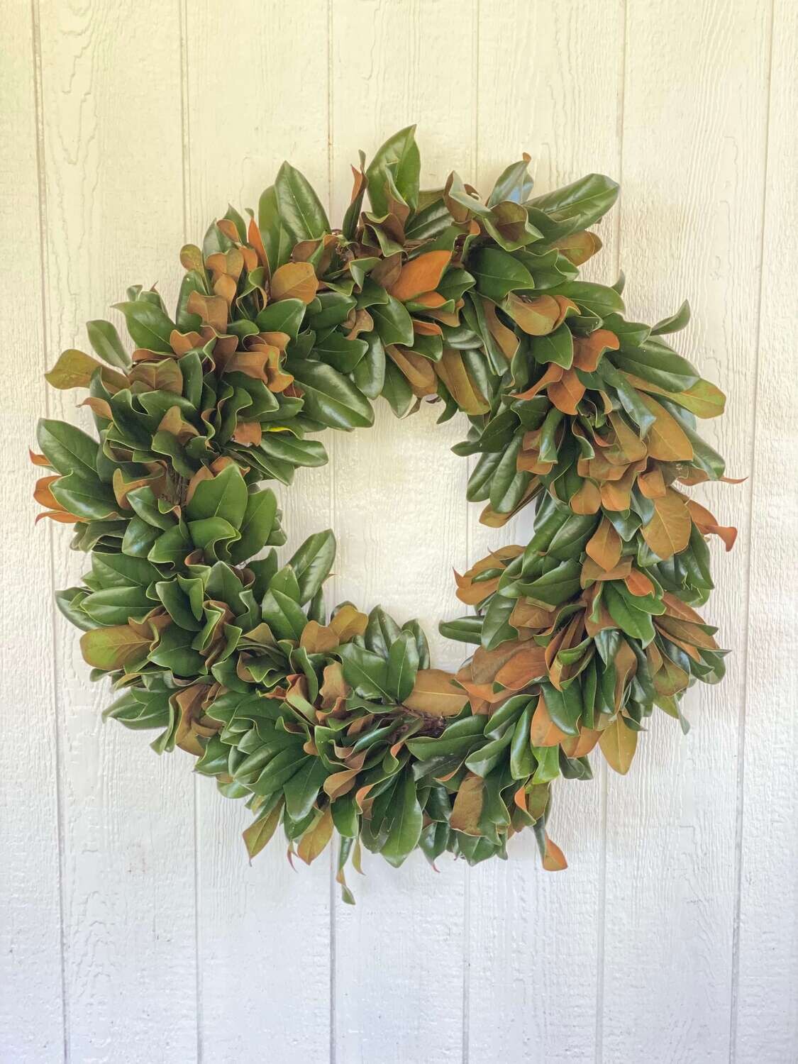 Fresh Magnolia Wreath from La Terre Farms in Kiln, MS