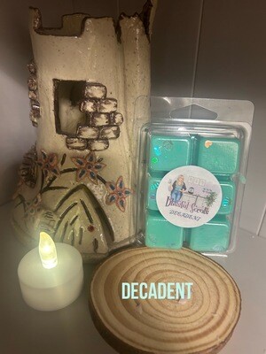 Our 100% soy Melts collection is here to light up your space: Highly Scented with Wooden Scoop