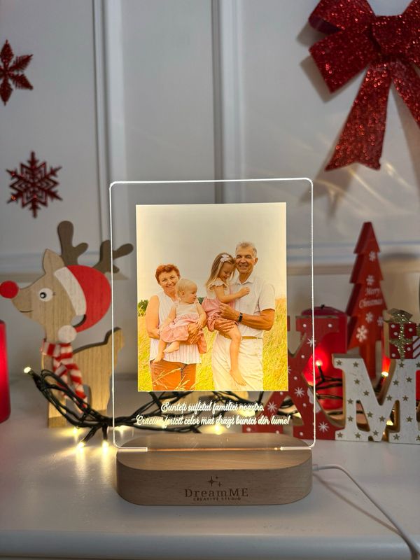Lampă LED personalizată cu poză - Cadou de Crăciun 🎄