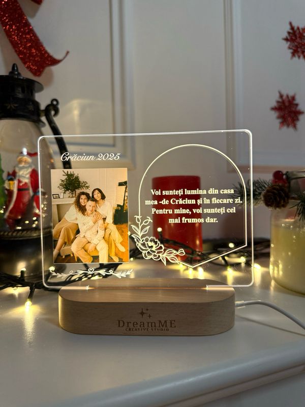 Lampă de veghe personalizată cu fotografie și mesaj - Cadou de Crăciun 🎁