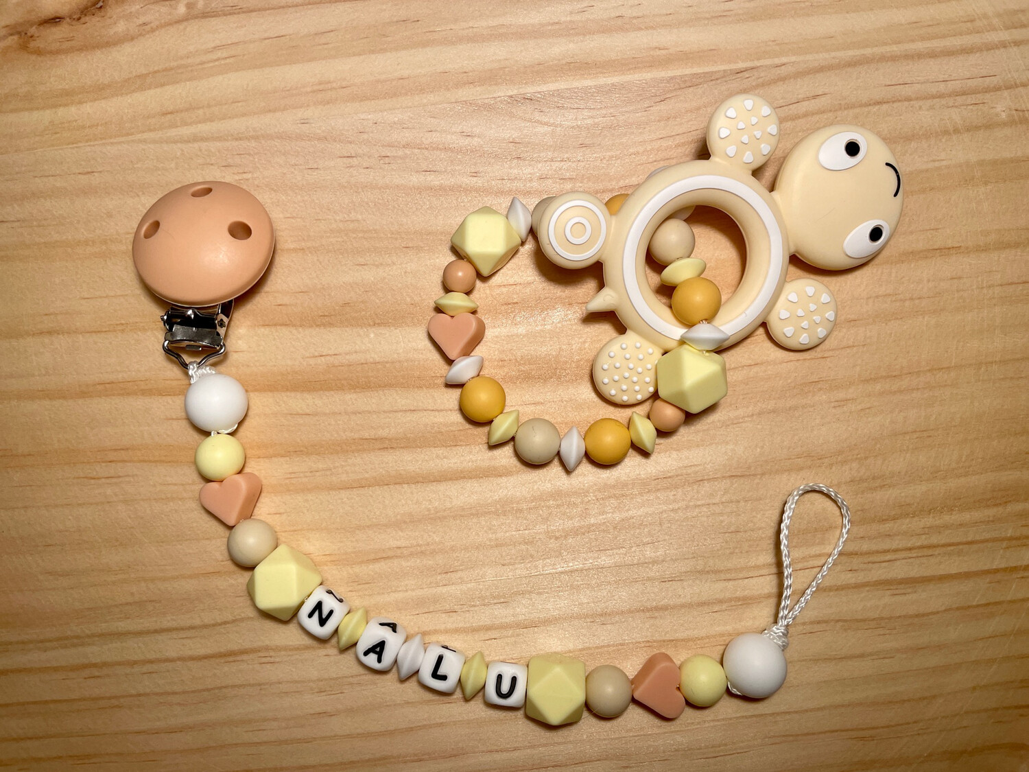 Nuggikette &amp; Greifling-Set Schildkröte apricot/gelb