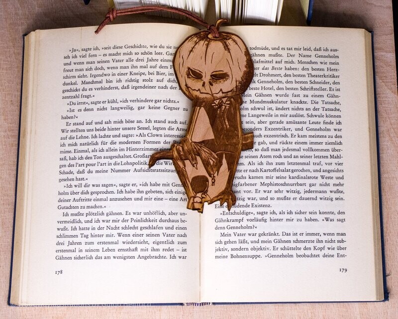 Kirschholz Lesezeichen Kirschholz Lesezeichen "Dont take candy from strangers"