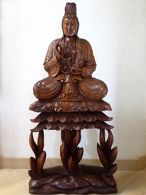 Statue de Kwan Yin ou Guanyin de 100 cm