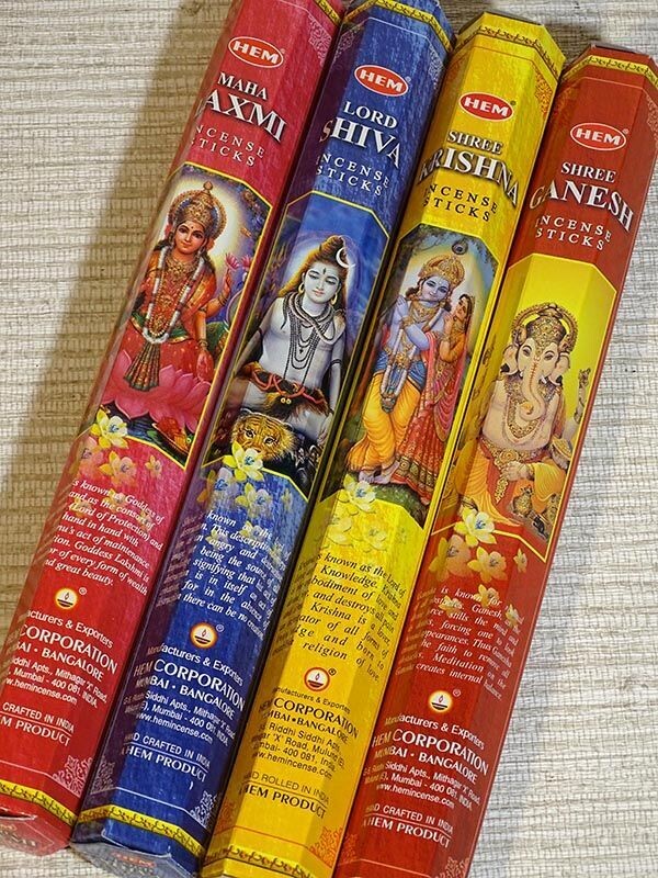 La collection des 3 encens de divinités hindoues + 1 gratuit