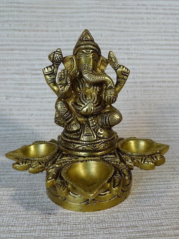 Lampe à huile Ganesh en laiton