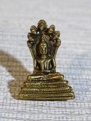 Miniature de Bouddha aux 7 najas