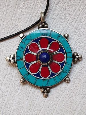 Pendentif Tibétain roue du dharma