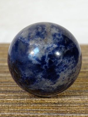 Sphère en Sodalite de 4 cm