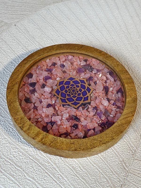 Sous verres en améthyste, quartz rose et fleur de lotus Sous verres en améthyste, quartz rose et fleur de lotus
