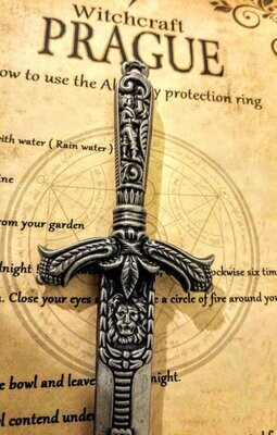 Witchcraft ritual dagger