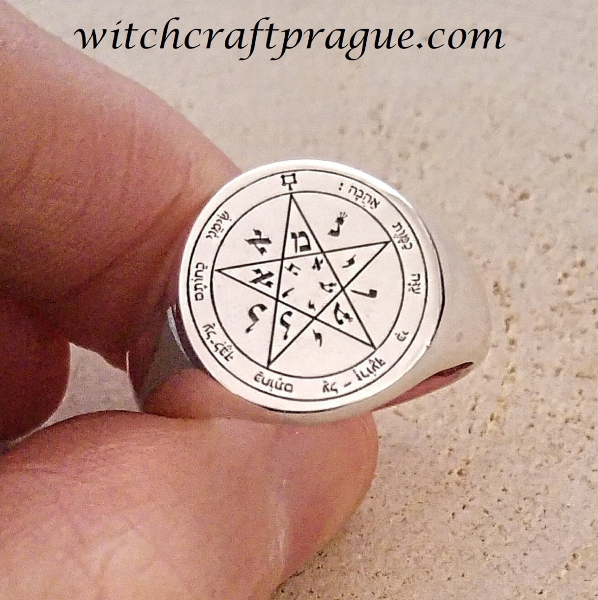 Witchcraft Second Pentacle of Venus seal of Solomon ring