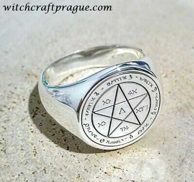 Witchcraft amulet for healing and health ring